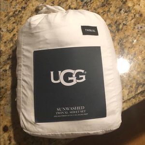 White twin XL sheet set